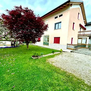 https://villa-serena-bb.hotelinveneto.com
