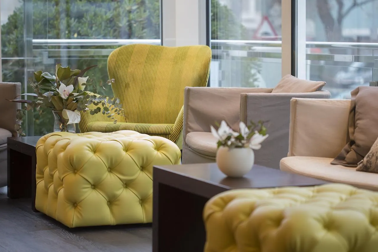 ריצ'יונה Hotel Dory