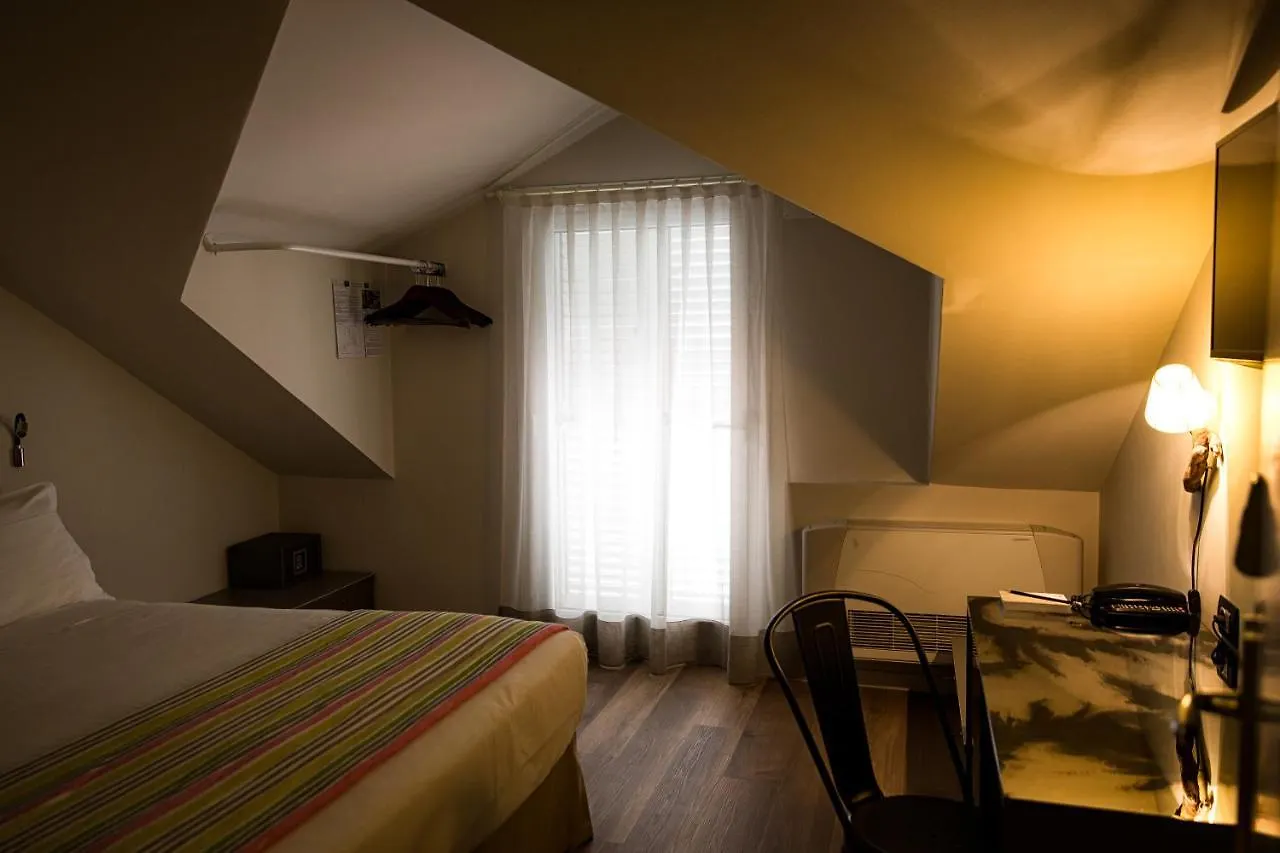 ריצ'יונה Hotel Dory